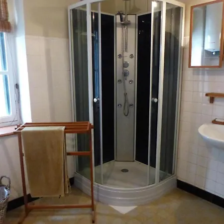 Holiday home 6 Pers Avec Piscine, Terrasse Et Parc, Ideal Randos Et Detente - Fr-1-489-436 Arfeuilles