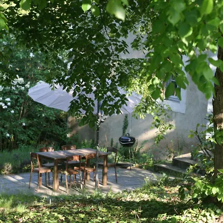 6 Pers Avec Piscine, Terrasse Et Parc, Ideal Randos Et Detente - Fr-1-489-436